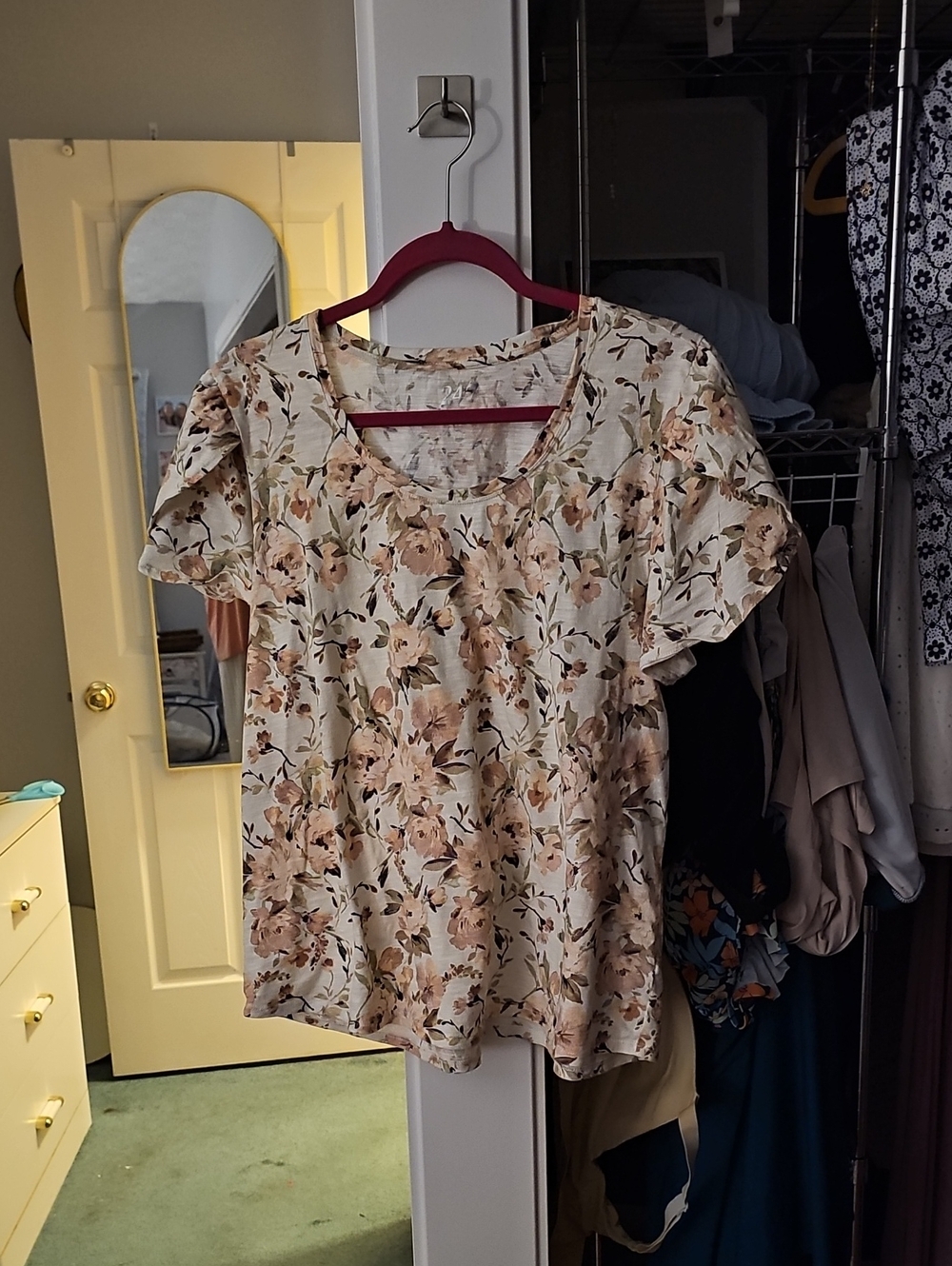Women's Floral Scoop-Neck Short Sleeve Blouse - Cream Floral